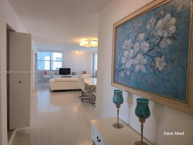 Building Photo - 3600 Galt Ocean Dr Unit 14C