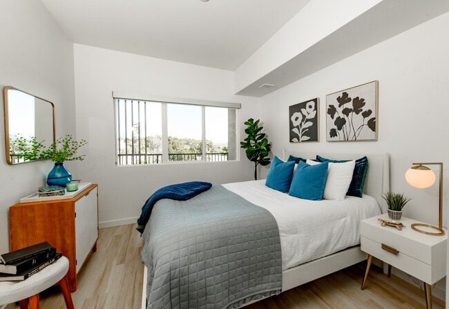 Rising Sun Apartments
