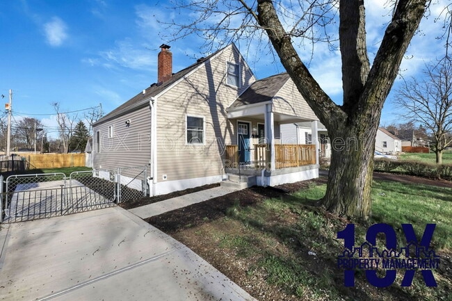 Photo - 2453 McGuffey Rd