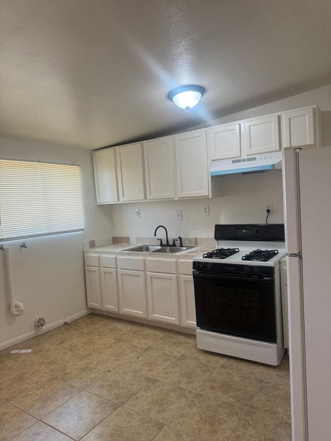 Photo - 26946 Prospect St