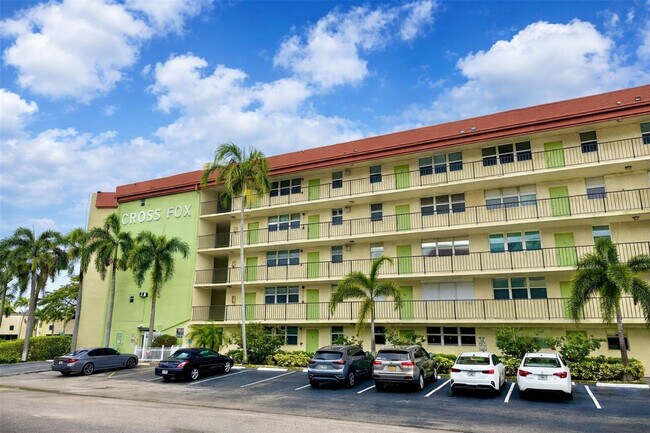 Photo - 5300 NE 24th Terrace Unidad 216C #0