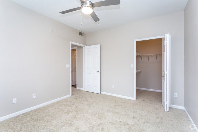 1BR, 1BA - Florence