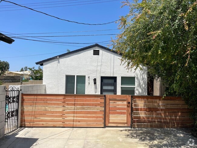 Building Photo - 487 Saint Augustine Ave Rental