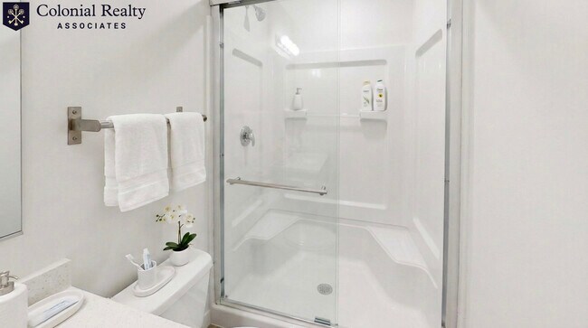 Photo - 69 Babcock St Unit 1