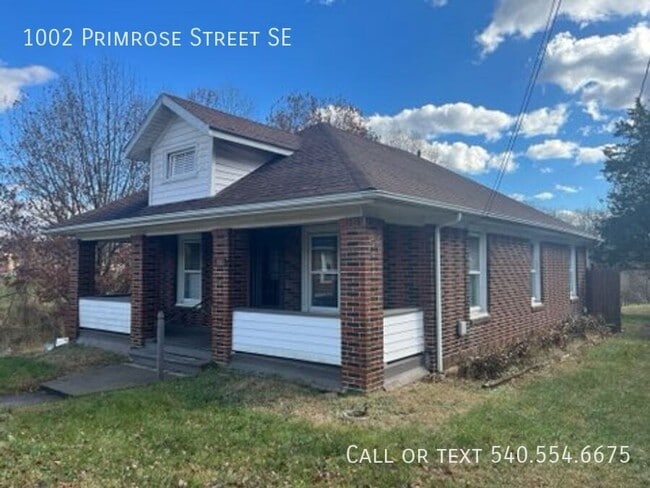Photo - 1002 Primrose St SE
