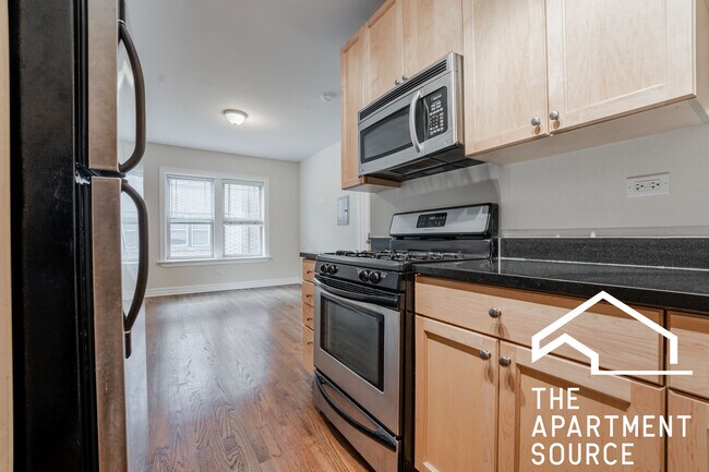 Photo - 3814 N Sheffield Ave Unit 2W