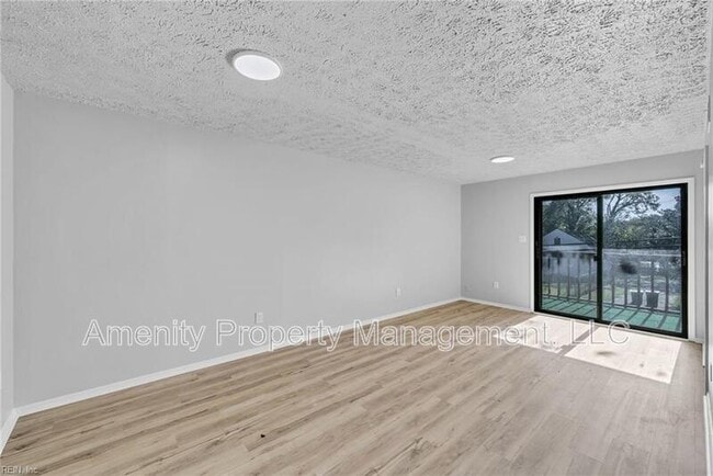 Photo - 620 Celey St Unit Apt #4