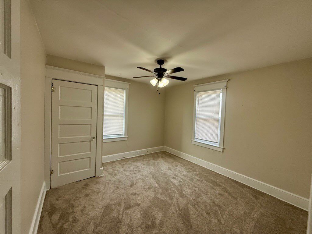 Photo - 404 W Broad St