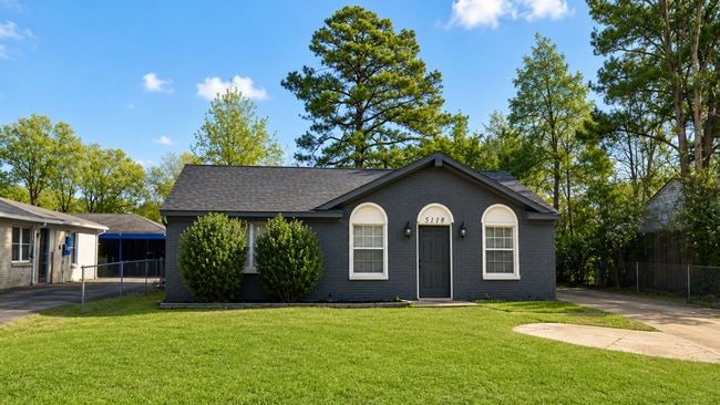 Building Photo - 5118 Appleville St