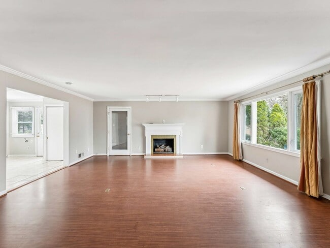 Photo - 3503 Maple Ct