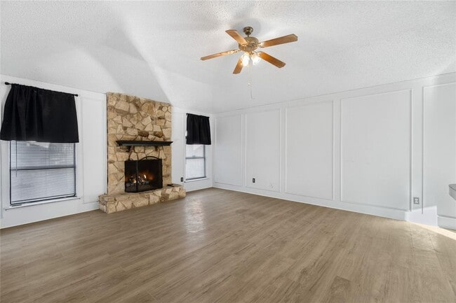 Photo - 6930 Thornwood Dr