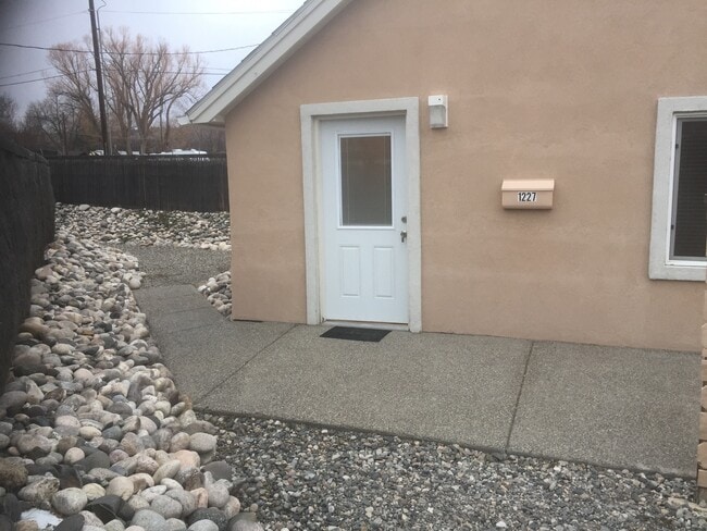 Photo - 1227 Parkhill Dr House