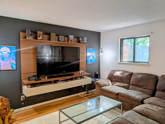 Living Room - 42 Briarglen Pl Townhome