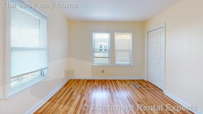 Photo - 5 Edgar Terrace Unidad #3