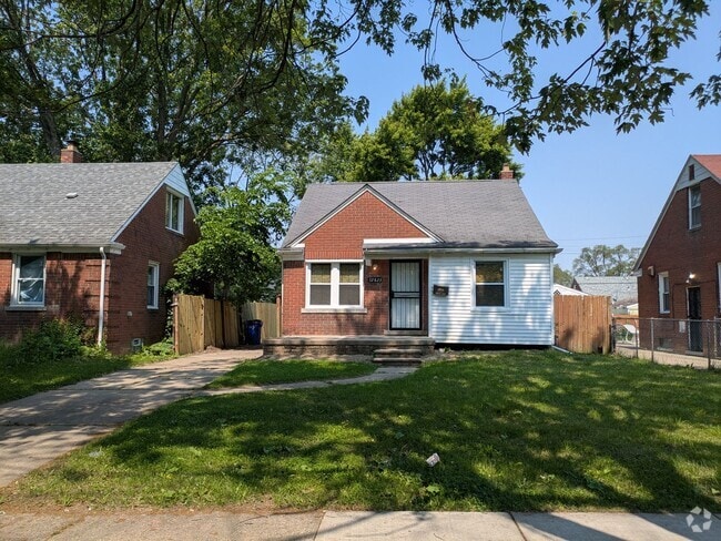 Building Photo - 12823 Riad St Rental