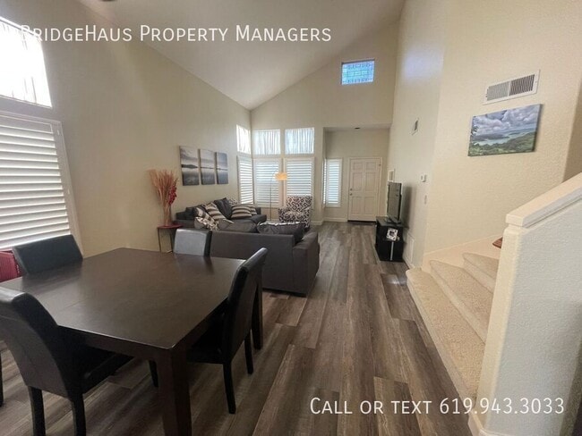 Photo - 965 Tempera Ct