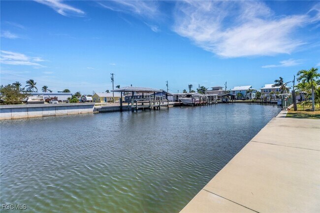 Photo - 2567 Cay Cove