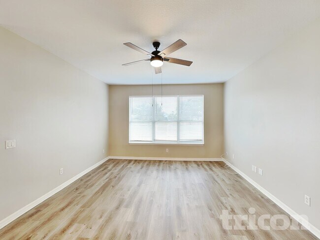 Photo - 12559 23rd St E