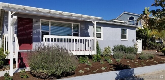 Building Photo - 3445 Bayonne Dr Rental