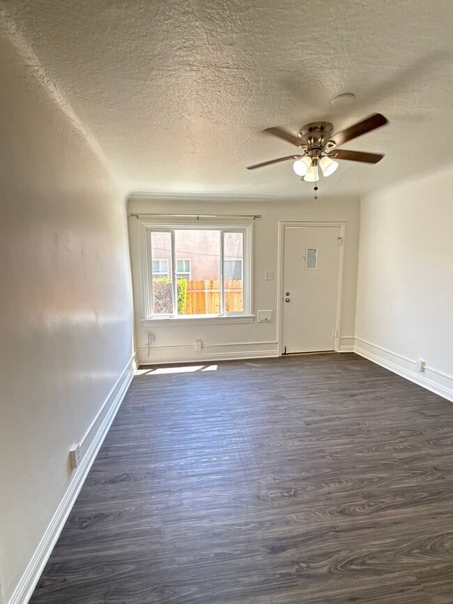 Photo - 783-789 W. 17th Street Unit 785