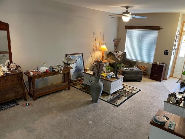 Photo - 724 County Line Rd Unit 724