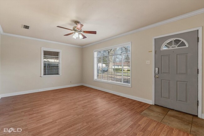 Photo - 2726 W Cavett Dr