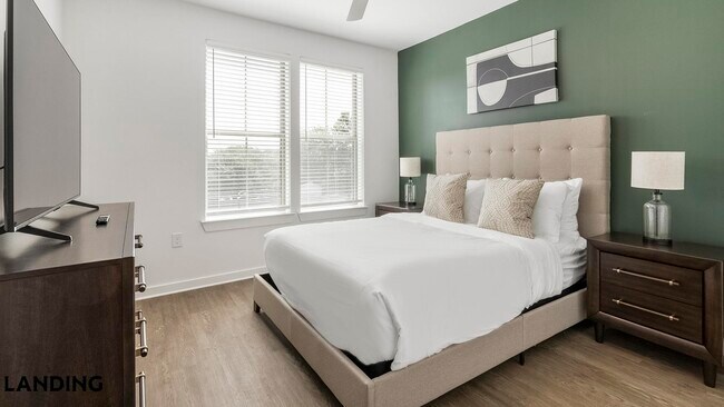 Photo - 3900 Robinson Rd Unidad 1307