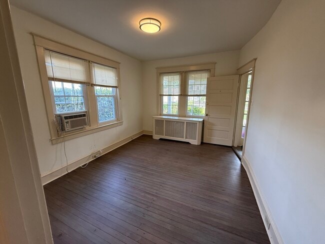 Photo - 305 W Wayne Ave Unit 1st Floor