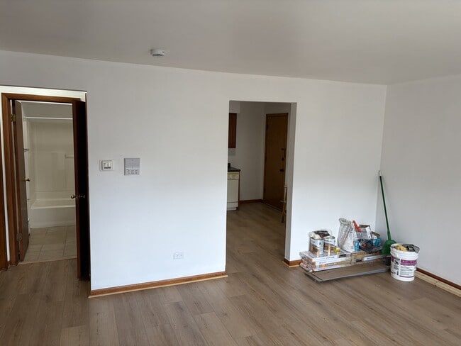 Photo - 18518 Wildwood Ave Unit 2W