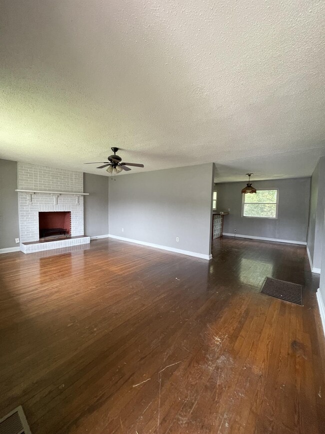 Photo - 553 Arlington Ave