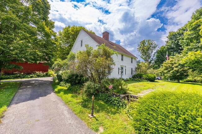 Photo - 73 Westledge Rd