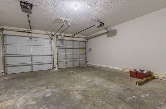 Photo - 10947 Apple Blossom Trl E