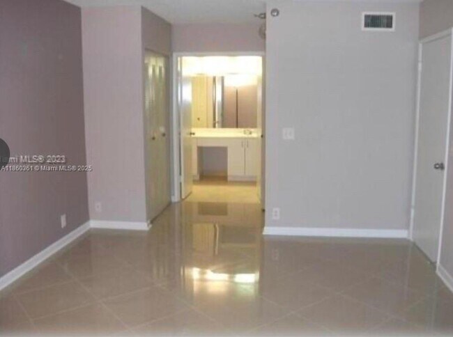 Photo - 3300 NE 191st St Unit 1013