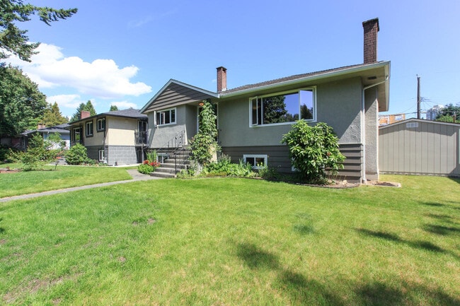 Photo - 2956 Noel Dr