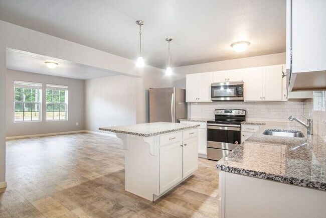 Photo - 15088 Krueger St