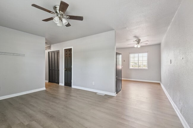 Photo - 1604 Parklane Dr Casa