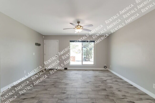 4000 W Orangewood Dr