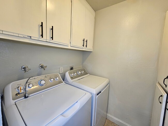 Photo - Sunny and Bright 2 Bedroom Townhouse in Vallejo CA
