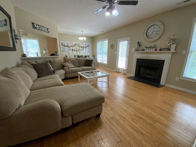 Photo - Welcome to Raintree Subdivision!