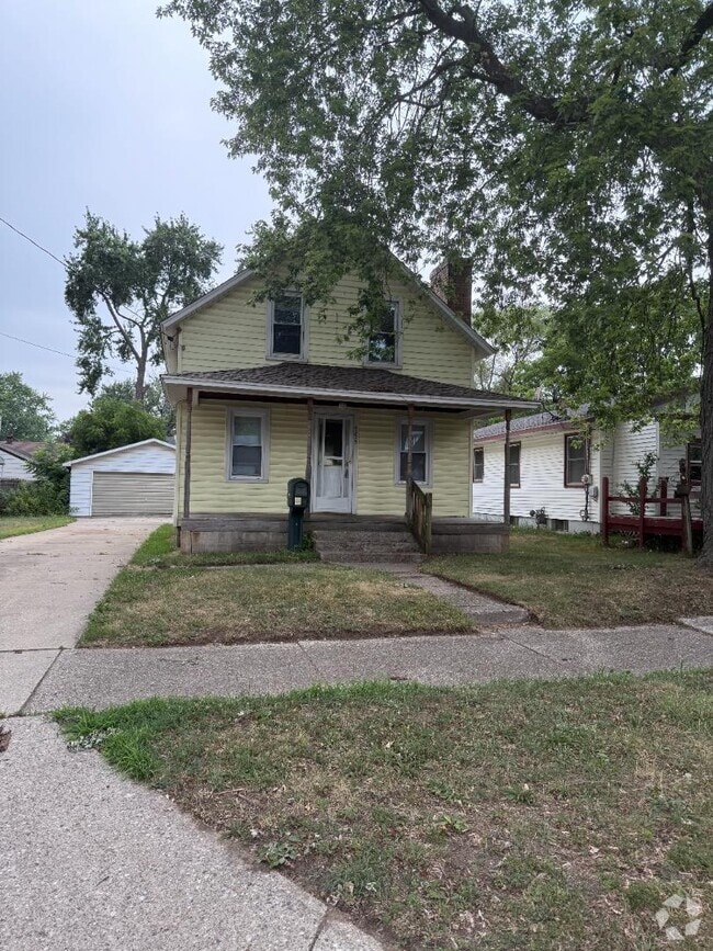 Building Photo - 4529 Walton Ave Rental