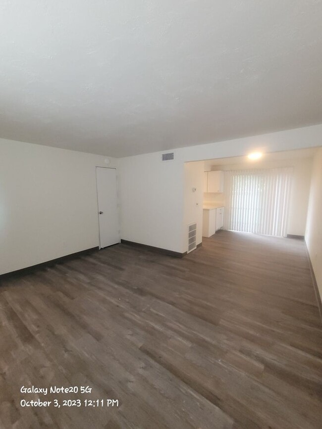 Photo - 2115 E Barnett Rd Unit 2115 E. Barnett Rd.  D