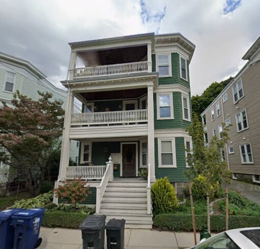 Photo - 21 Fairbanks St