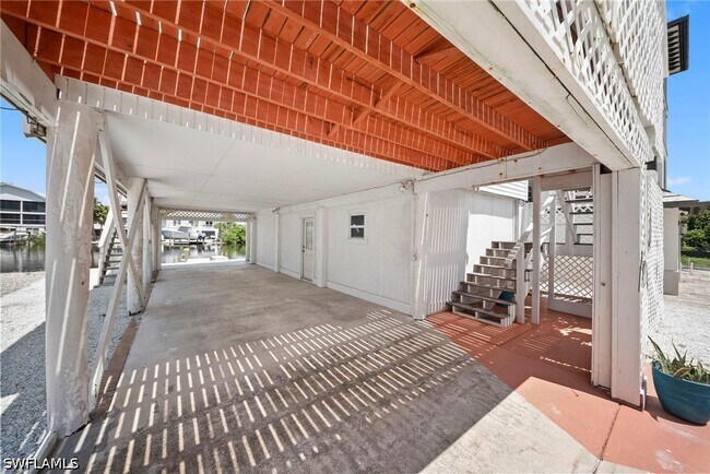 Photo - 27815 Hickory Blvd