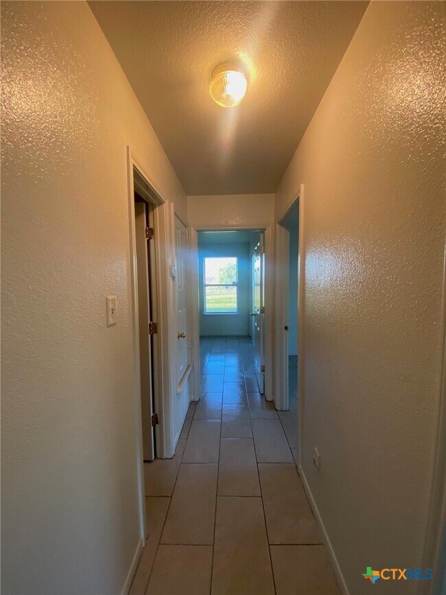 Photo - 103 Castellon Ct