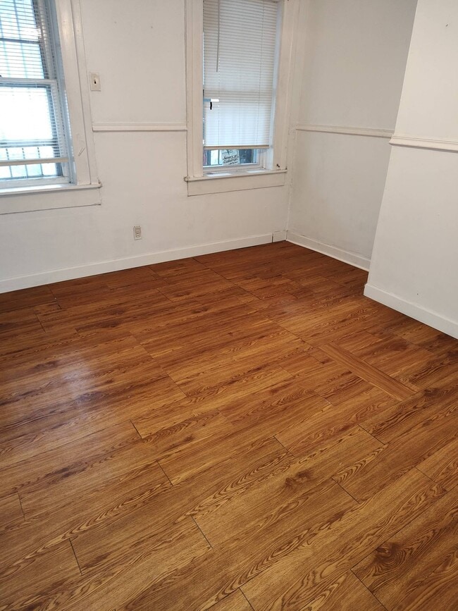 Photo - 544 Mercer St Unit 2