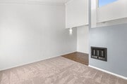 1BR, 1BA - 650SF - Classic - Living Room