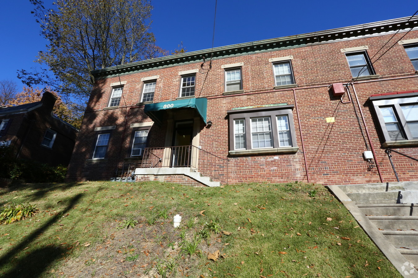 Photo - 800 Taylor St NE Apartments