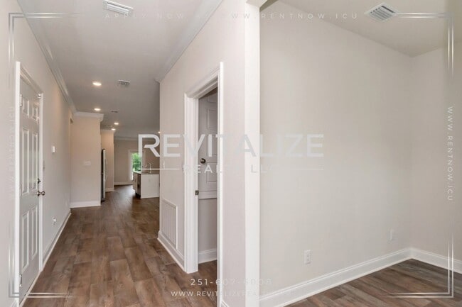 Photo - Resort-Style Living in The Reserve at Daphne!