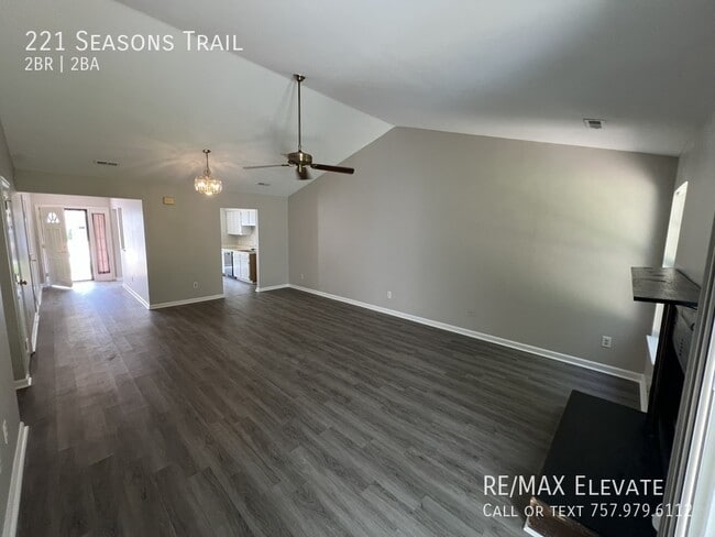 Photo - 221 Seasons Trail