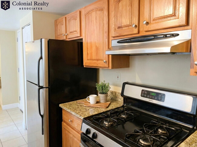Photo - 15 N Beacon St Unidad 503